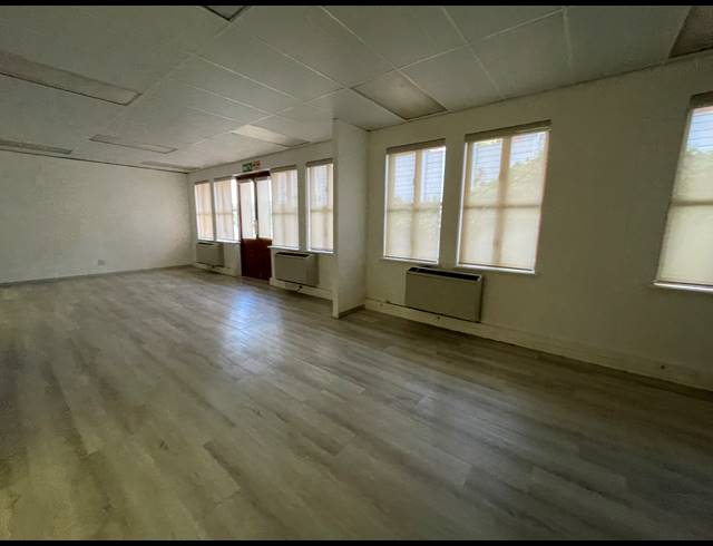 1,473M² OFFICE FOR SALE IN RIVONIA